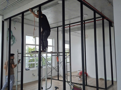 Vách ngăn nhôm kính