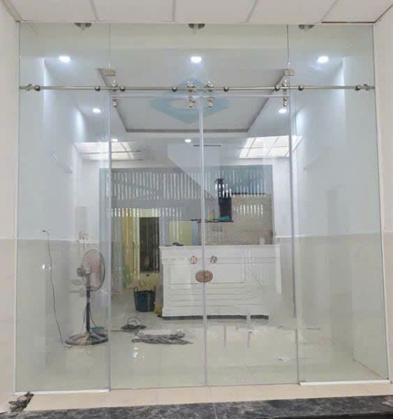 Cửa kính cường lực